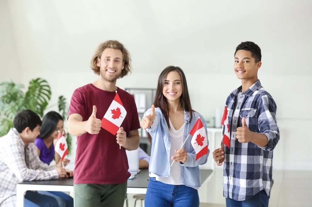 今天起，加拿大留学除了考雅思又多了四种新选择